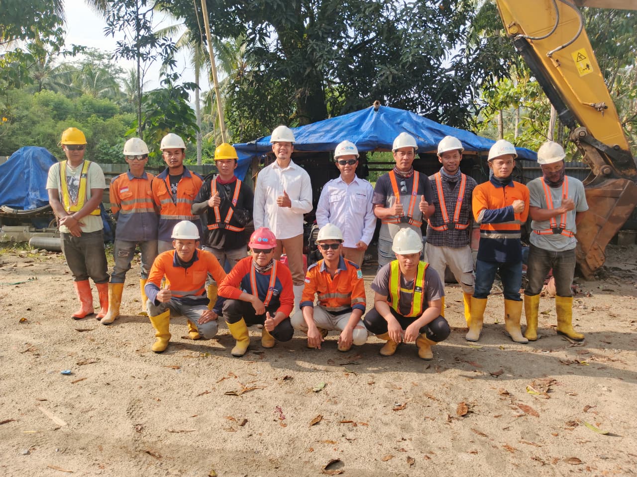 Tim lapangan NAKATO di lokasi proyek